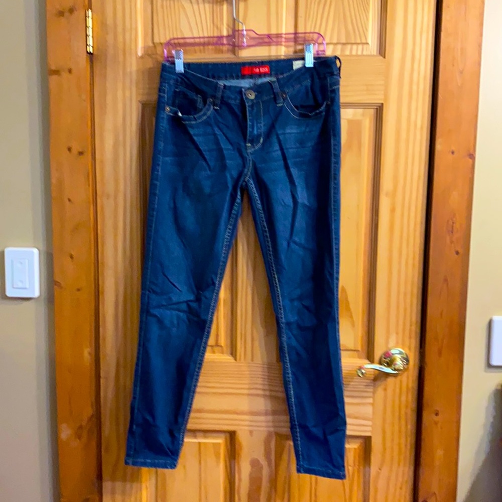 Guess Liw Rise Power Skinny- Cindy Fit size 30 Jeans